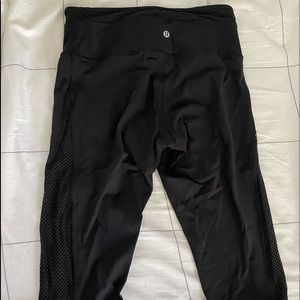 Keep Score crop Lululemon 17”